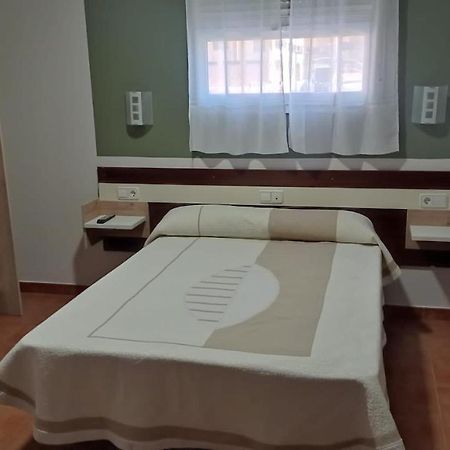 Alojamiento Numancia Pension Burgos Luaran gambar